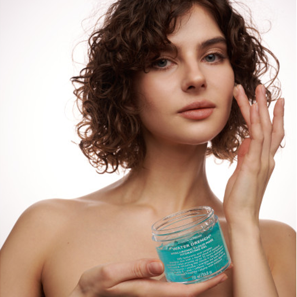 Peter Thomas Roth Water Drench® Hyaluronic Cloud Mask Hydrating Gel 50ml - Зволожуюча гелева маска для обличчя з гіалуроновою кислотою - фото №1 Peter Thomas Roth Water Drench® Hyaluronic Cloud Mask Hydrating Gel 50ml - Зволожуюча гелева маска для обличчя з гіалуроновою кислотою - фото №1